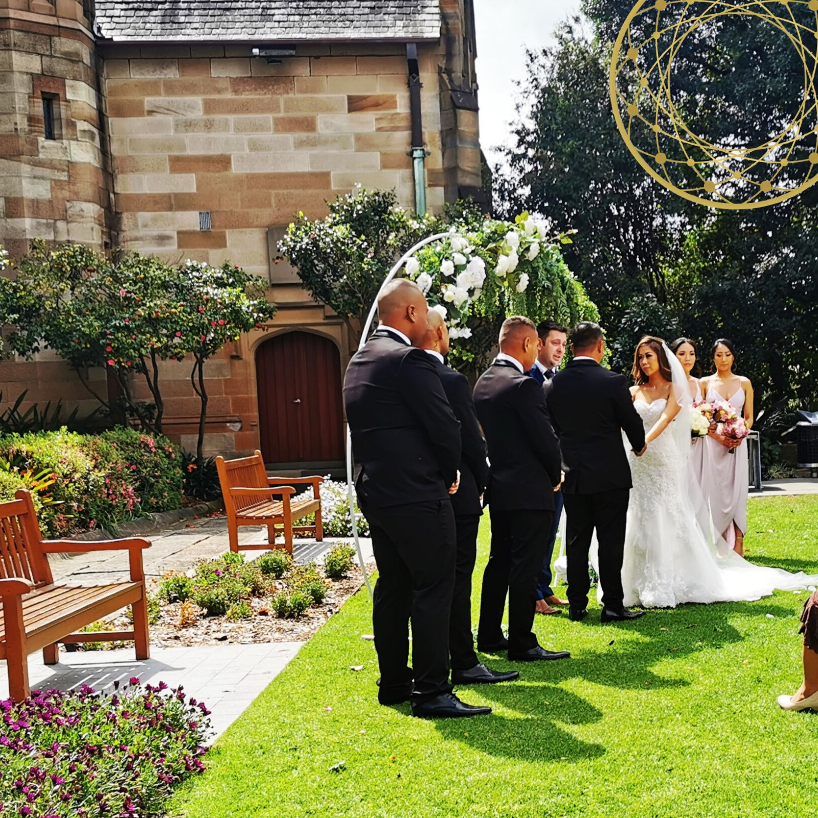 Outdoor Wedding, Sydney University Wedding, Male Celebrant, Sydney Marriage Celebrant
